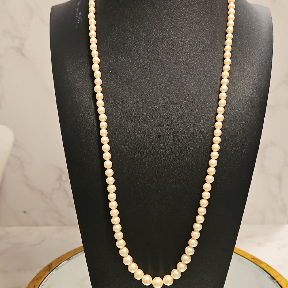 Vintage Marvella Pearl Necklace 22"